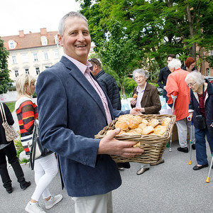 SONNTAGSBLATT, Gerd Neuhold