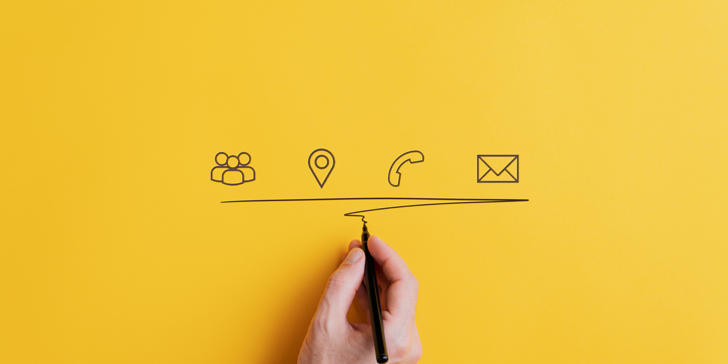 canva In der Bildmitte sieht man vier Symbole: Menschengruppe, Standort, Telefon, Mail